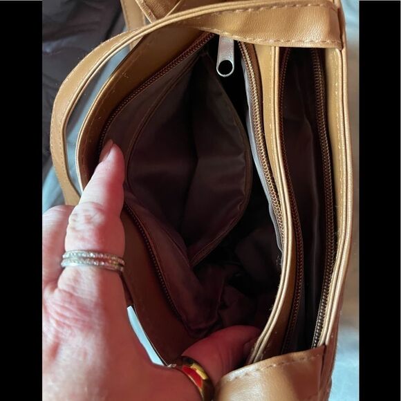 Vintage leather patch shoulder purse - Picture 5 of 7